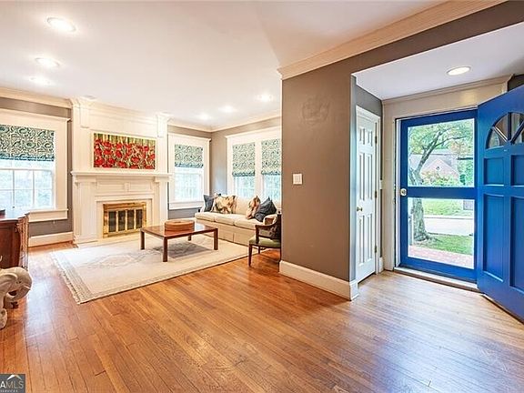 4th image of 573 Collier Rd NW