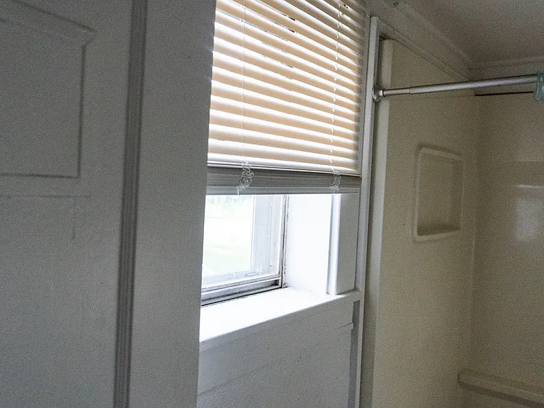 431 E Woodard St #101 — Photo 29