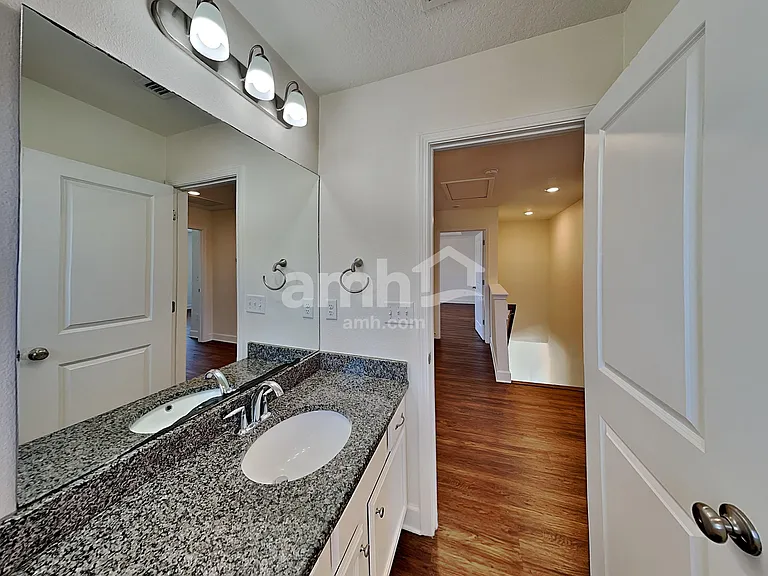 3051 Creek Village Lane Grn — Photo 17