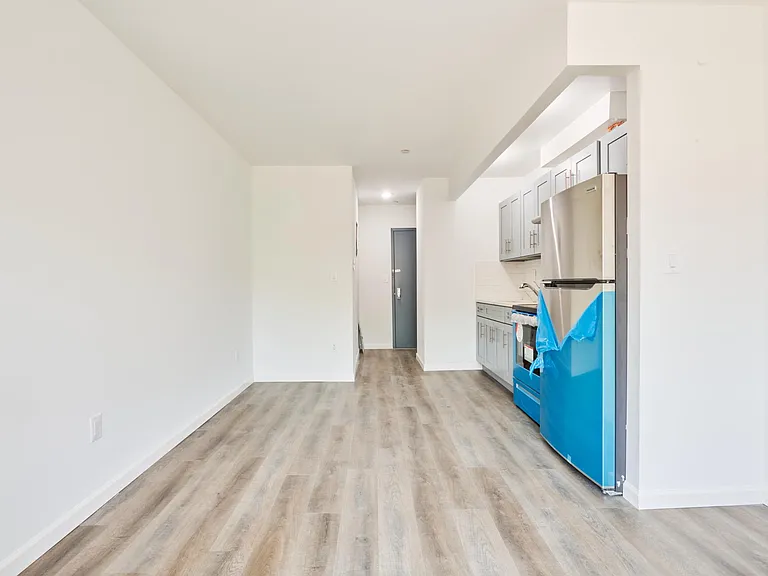 851 E 167th St #4C — Photo 3