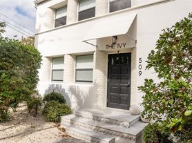 509 NE 64th St, Miami, FL