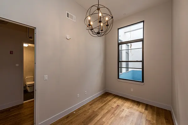 Rented by Nooklyn NYC LLC | media 56