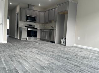 72 Napoleon St FLOOR 1, Newark, NJ 07105