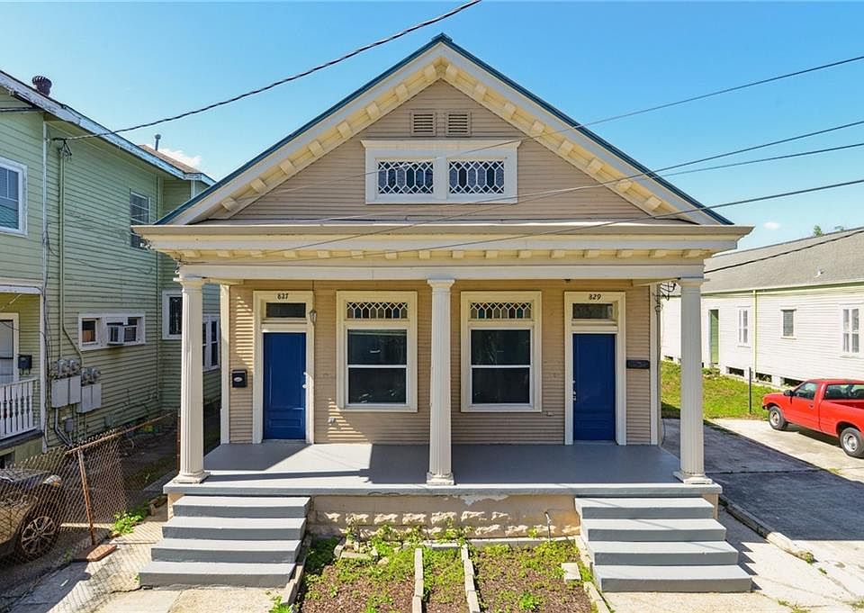 1st image of 827-29 Roosevelt Pl