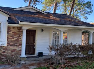 10007 Raritan Dr, Houston, TX 77080