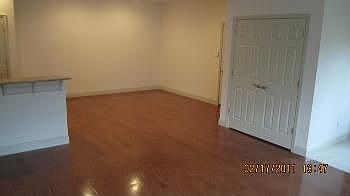 4th image of 400-A Lincoln Ave