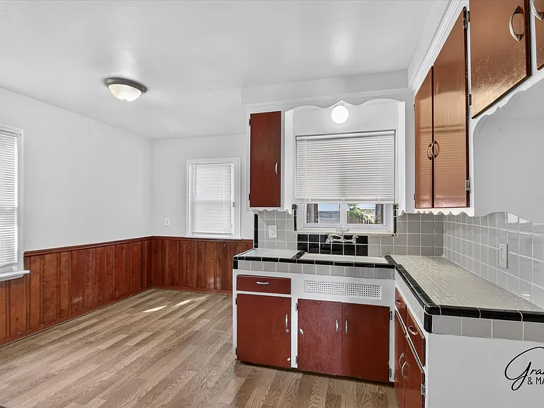 5915 Lodewyck St — Photo 7
