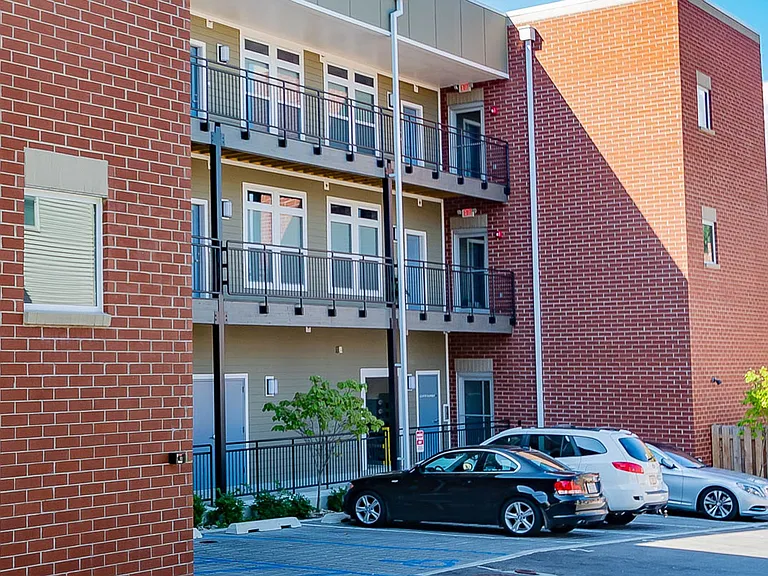 Tech Park Apartments — Photo 14