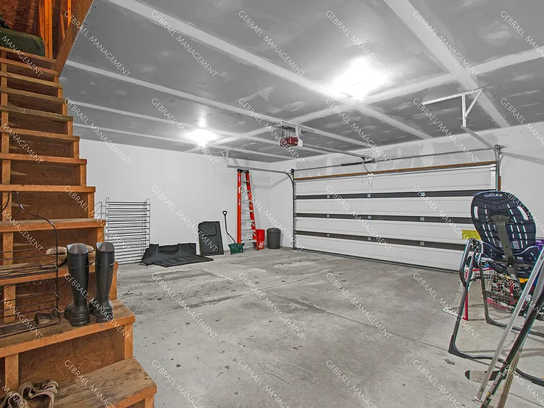 14292 Westman Dr — Photo 36