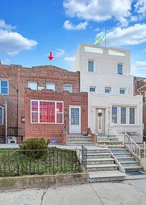 2125 37th St, Astoria, NY, 11105
