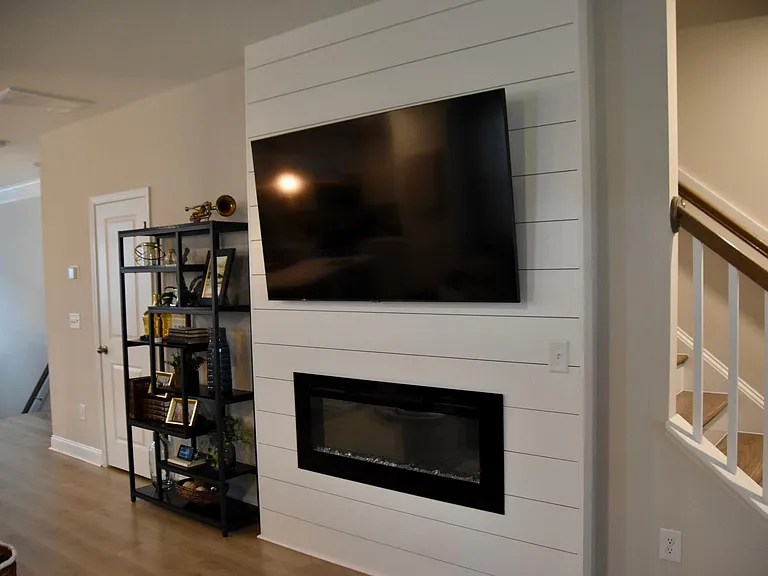 614 Gateway Crossing Ln — Photo 5