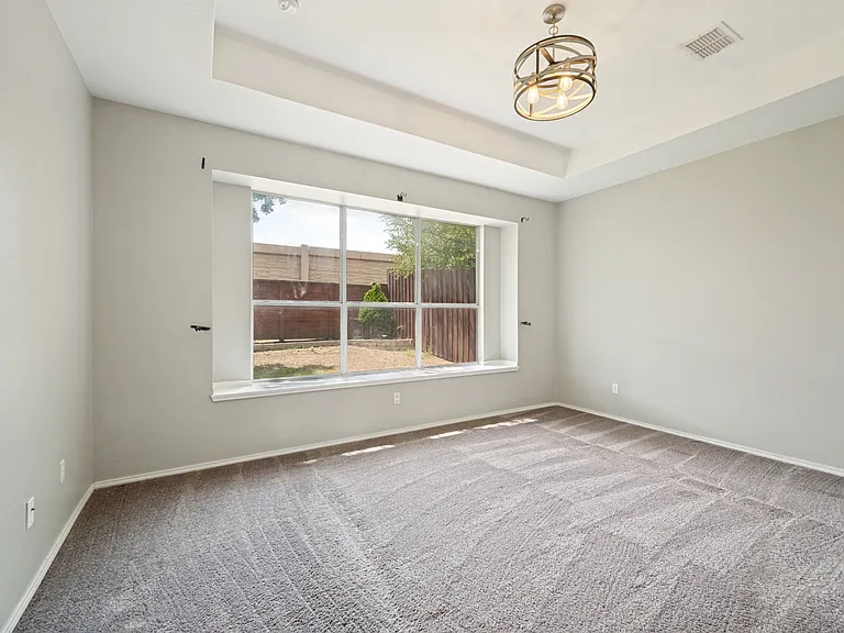 4849 Gloucester Dr — Photo 15