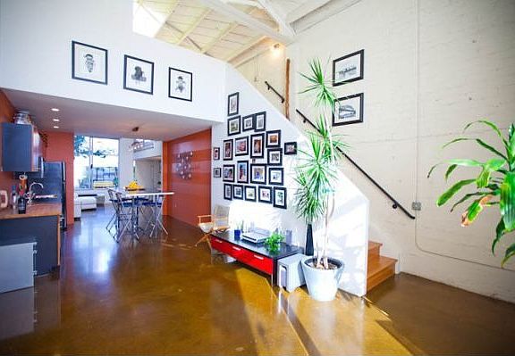 4th image of 941 W Hawthorn St APT 1