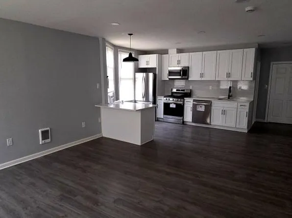 100-102 Haledon Ave, Paterson, NJ 07522