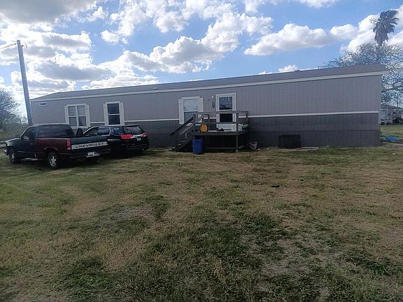 2nd image of 5073 Amber St