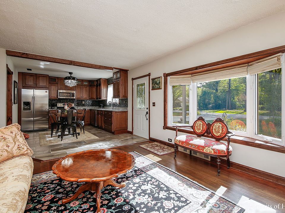 4N225 Briar Ln, Bensenville, IL 60106 Zillow