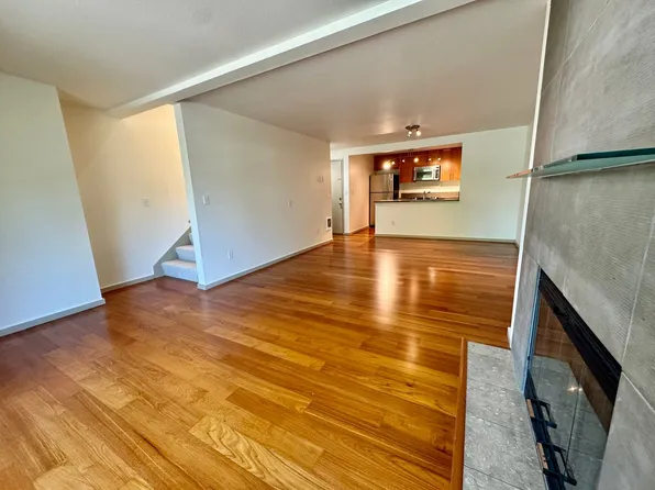 2145 Dexter Ave N APT 103, Seattle, WA 98109