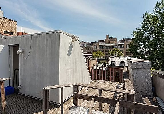 3rd image of 350 W 21st St APT 8A