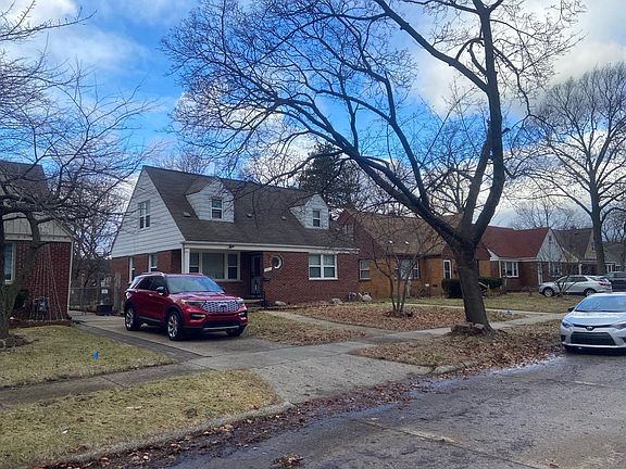 2nd image of 23521 Geneva St