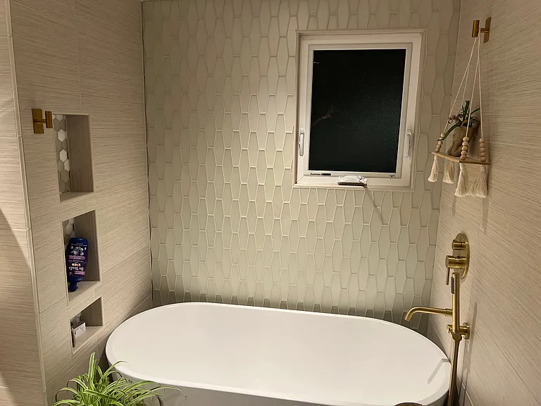 Lower level hallway bathroom #2