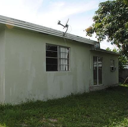 3rd image of 6774 S Congress Ave