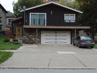 9424 S 83rd Ave, Hickory Hills, IL, 60457