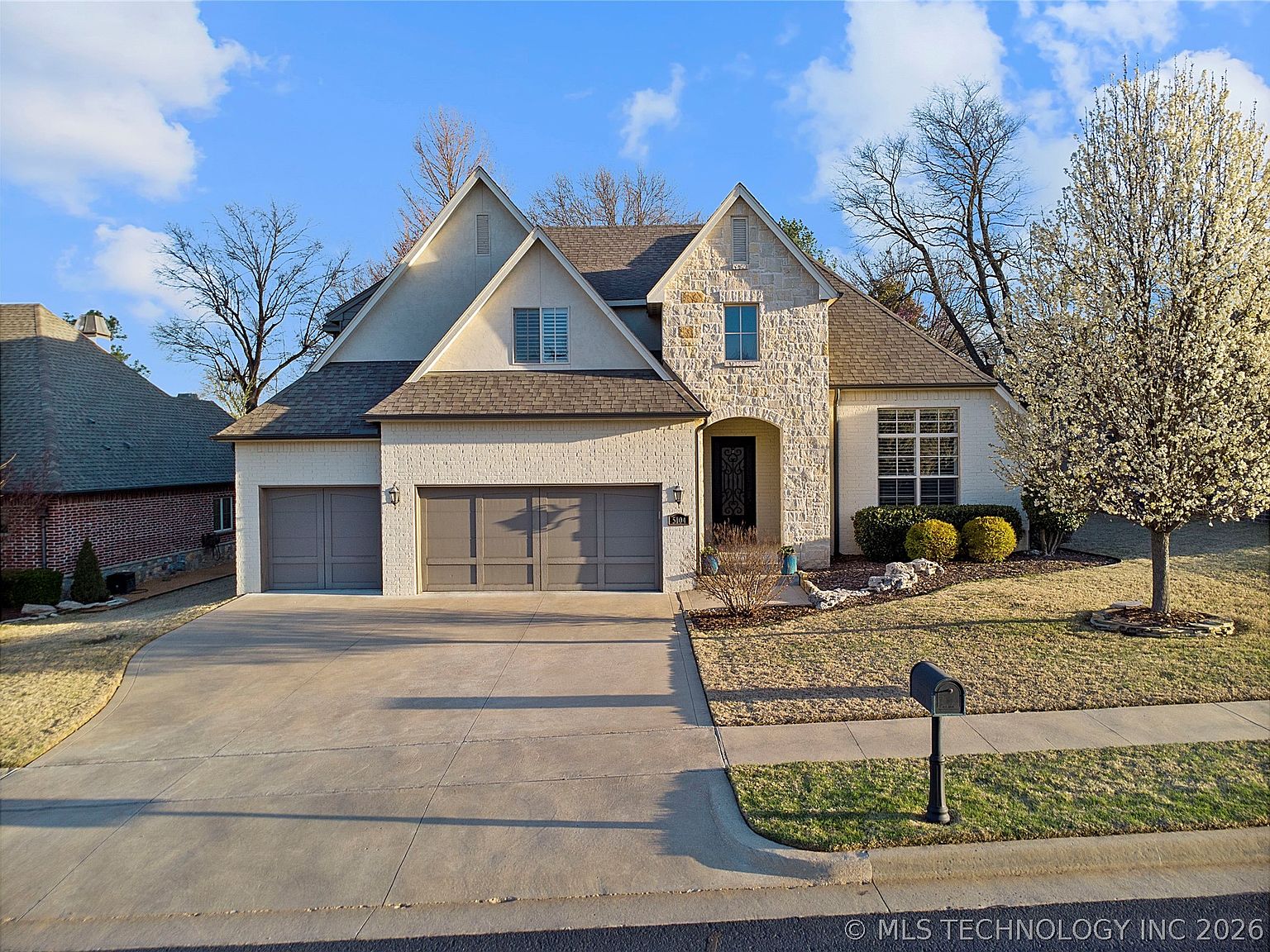 5104 W Birmingham St