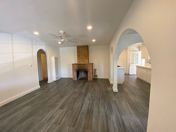 2nd image of 12700 Woodcock Ave