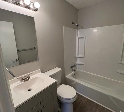 5th image of 1600 Tucker St APT C