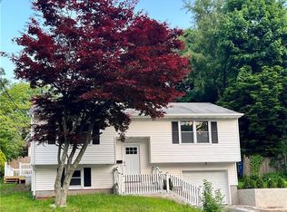 94 New Hanover Ave, Meriden, CT 06451