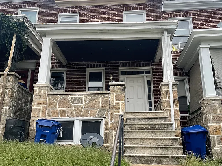528 Winston Ave #2 — Photo 6