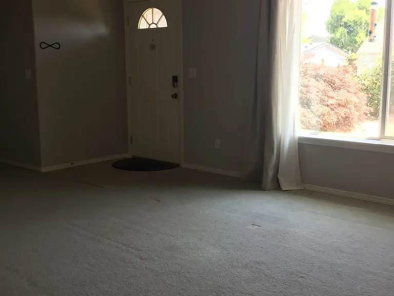 2102 Jackson St SE — Photo 8