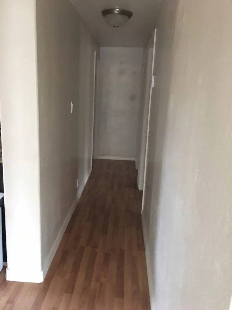 2 bed, 868 sqft, $1,400 — Photo 2