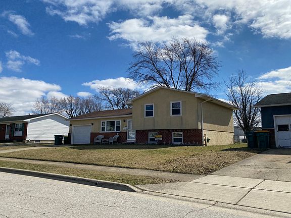 2nd image of 785 Brookdale Dr