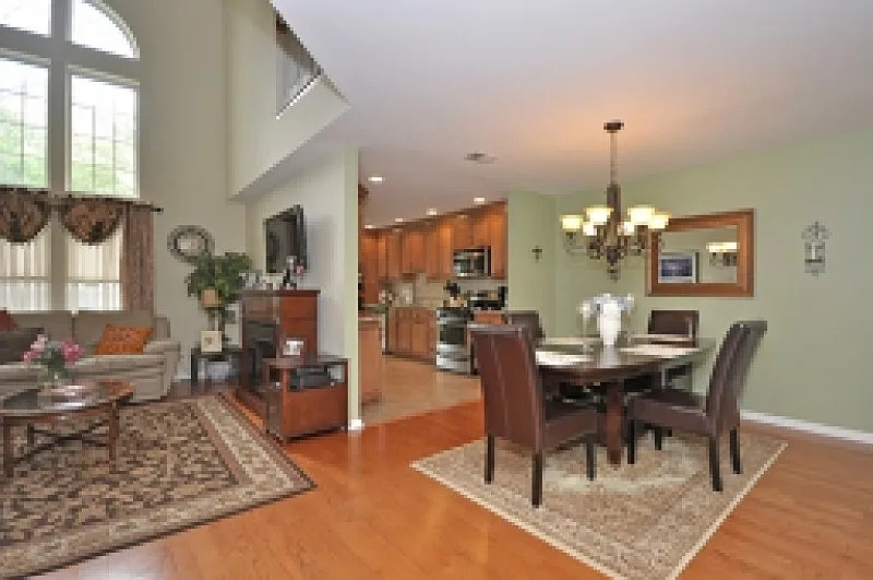 2 bed, 3.0 bath, $2,650 — Photo 3