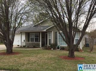 121 Pebble Ln, Alabaster, AL 35007