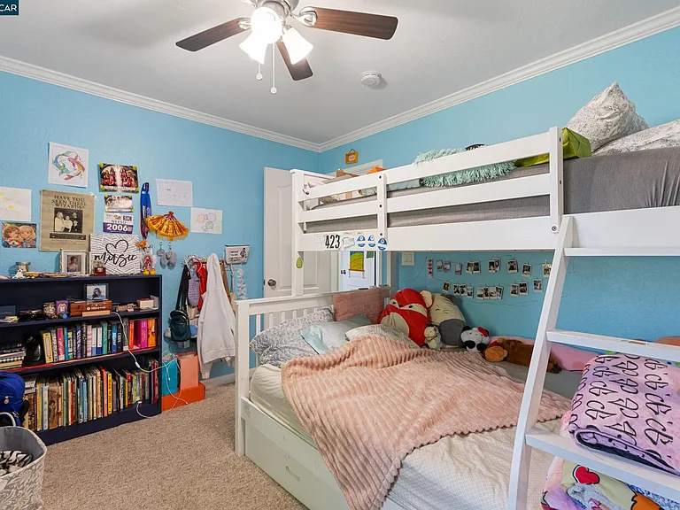 301 Domingo Ct — Photo 26
