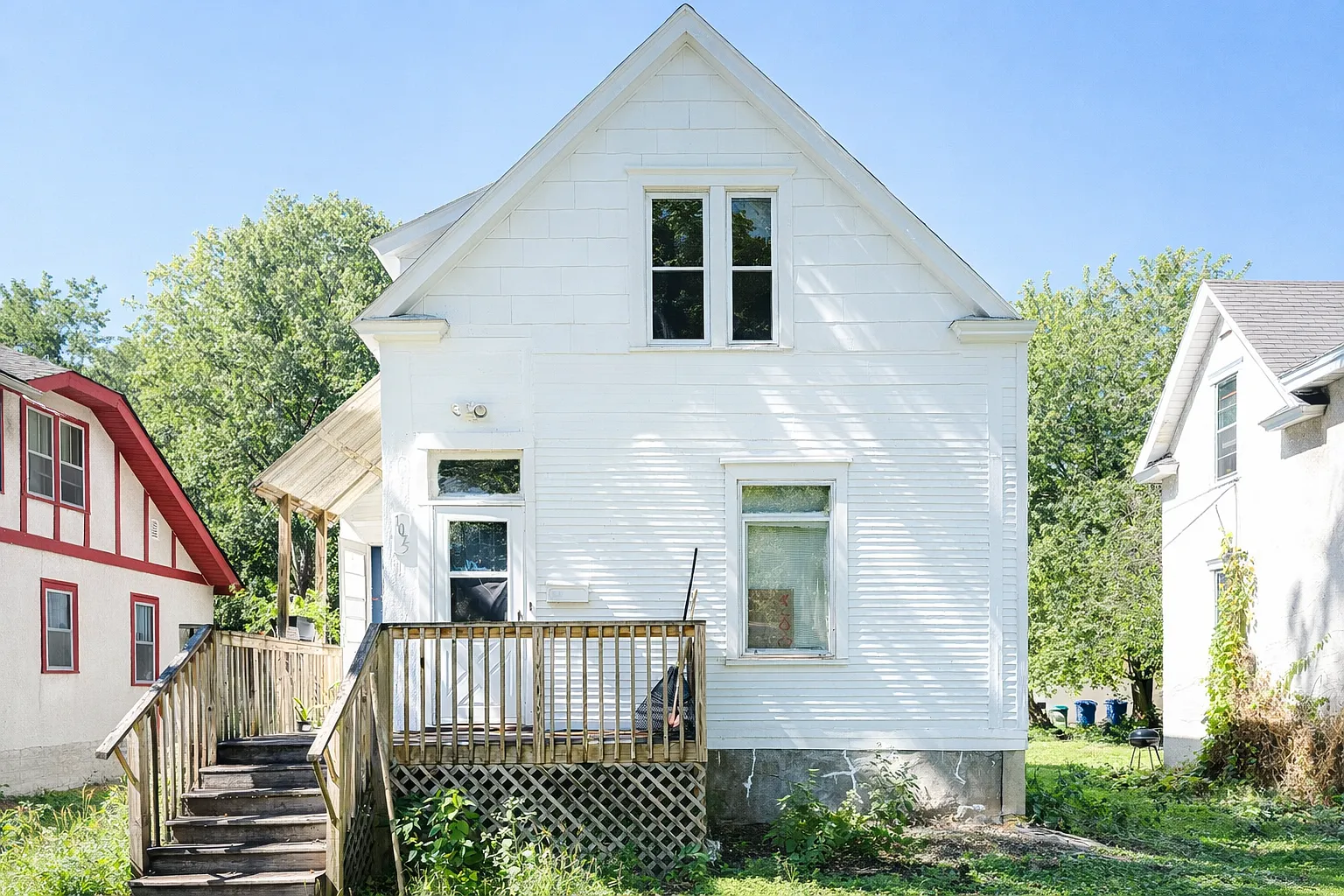 6 bed, $3,000 — Photo 1
