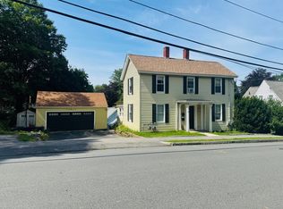 37 Tewksbury St FLOOR 1, Andover, MA 01810