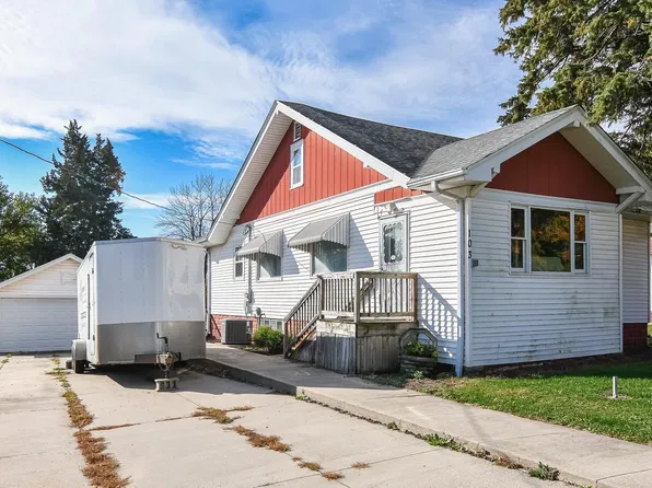 103 W Weissenburger St, Laurel, IA 50141