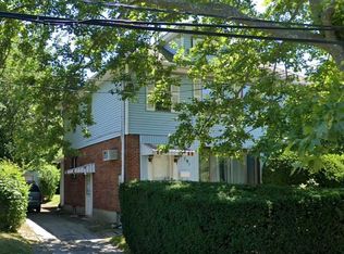 791 Hampton Rd, Woodmere, NY 11598