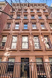 14 East 64th Street in Lenox Hill