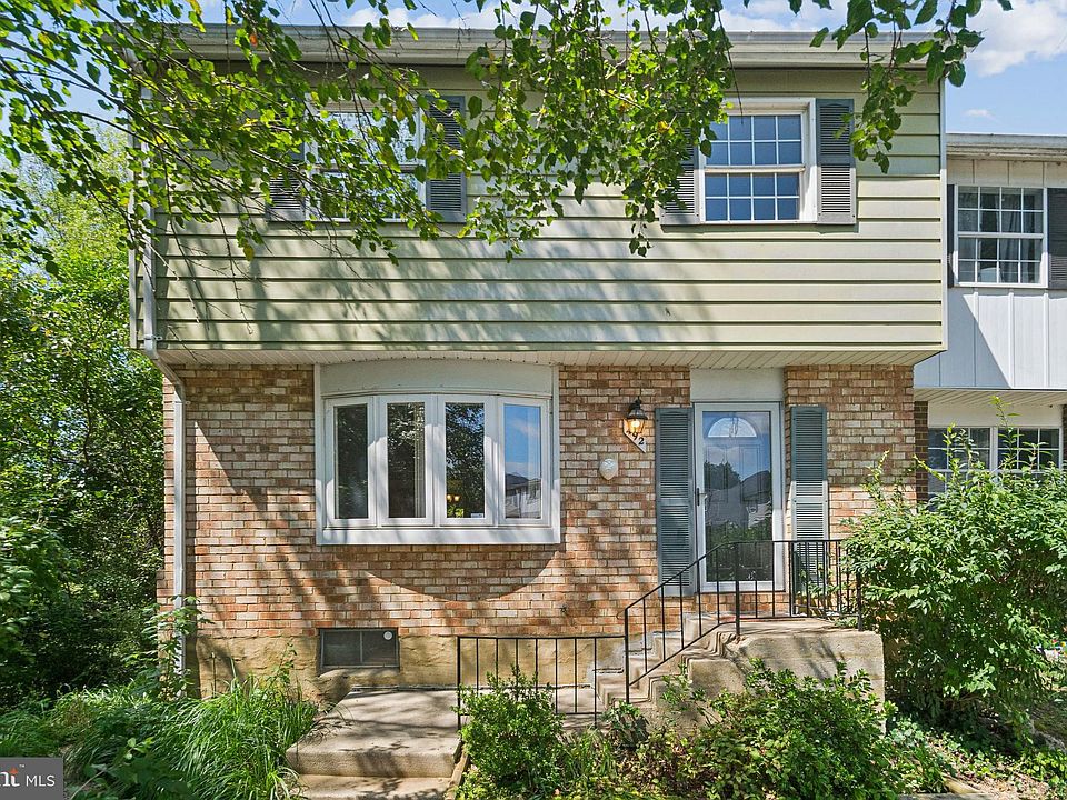 1st image of 492 Norvelle Ct
