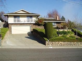 4 Cader Ct, Petaluma, CA