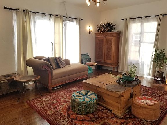 2nd image of 655 S Dunsmuir Ave APT 204