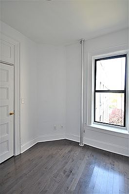 3rd image of 277 W 150th St APT 19