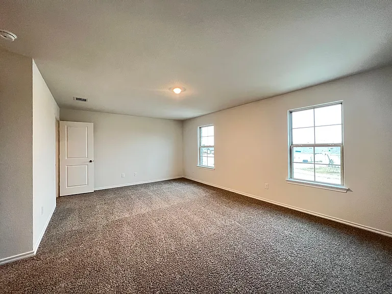 329 Sage St — Photo 14