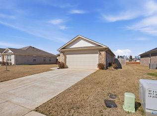 122 Domingues Ave, Meridianville, AL 35759