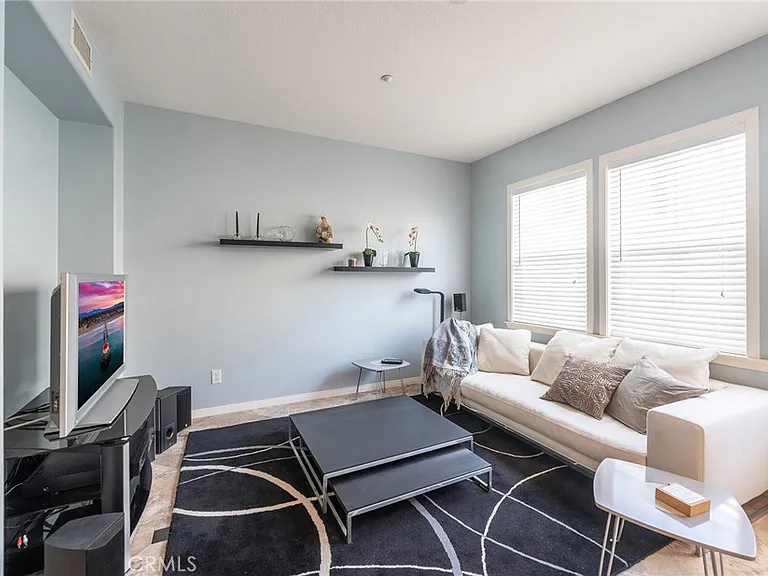 6267 Pacific Pointe Dr — Photo 7
