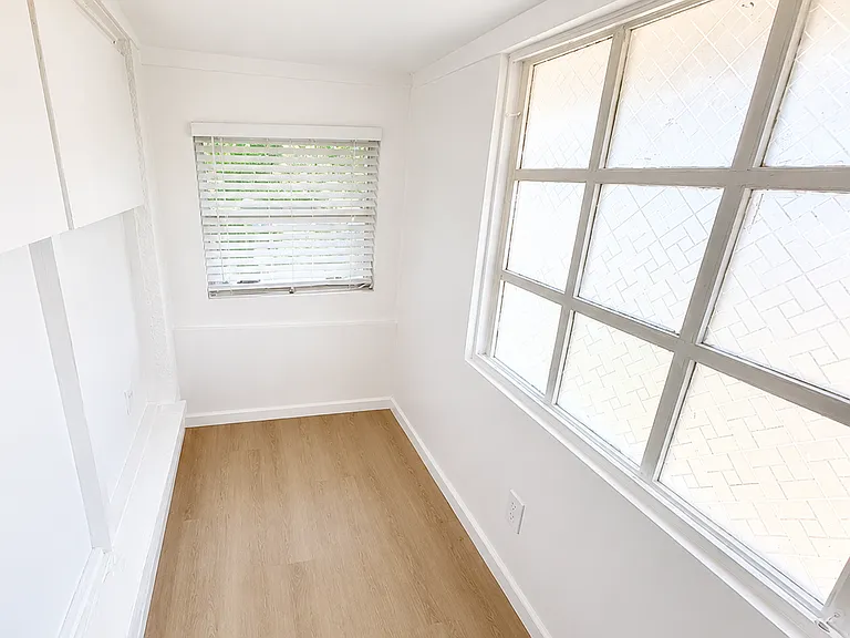 309 S 2nd Ave — Photo 18